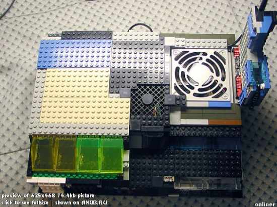 Системный блок из конструктора "Лего"
