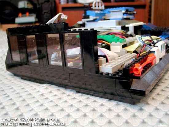 Системный блок из конструктора "Лего"