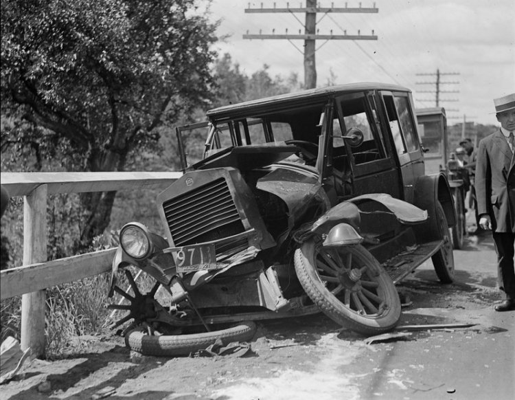 Автомобильные аварии прошлого века