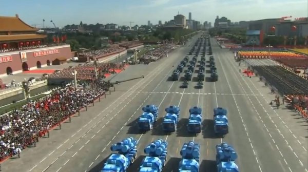 Военный парад в честь 60-летия КНР ← Видео на Ануб.Ру
